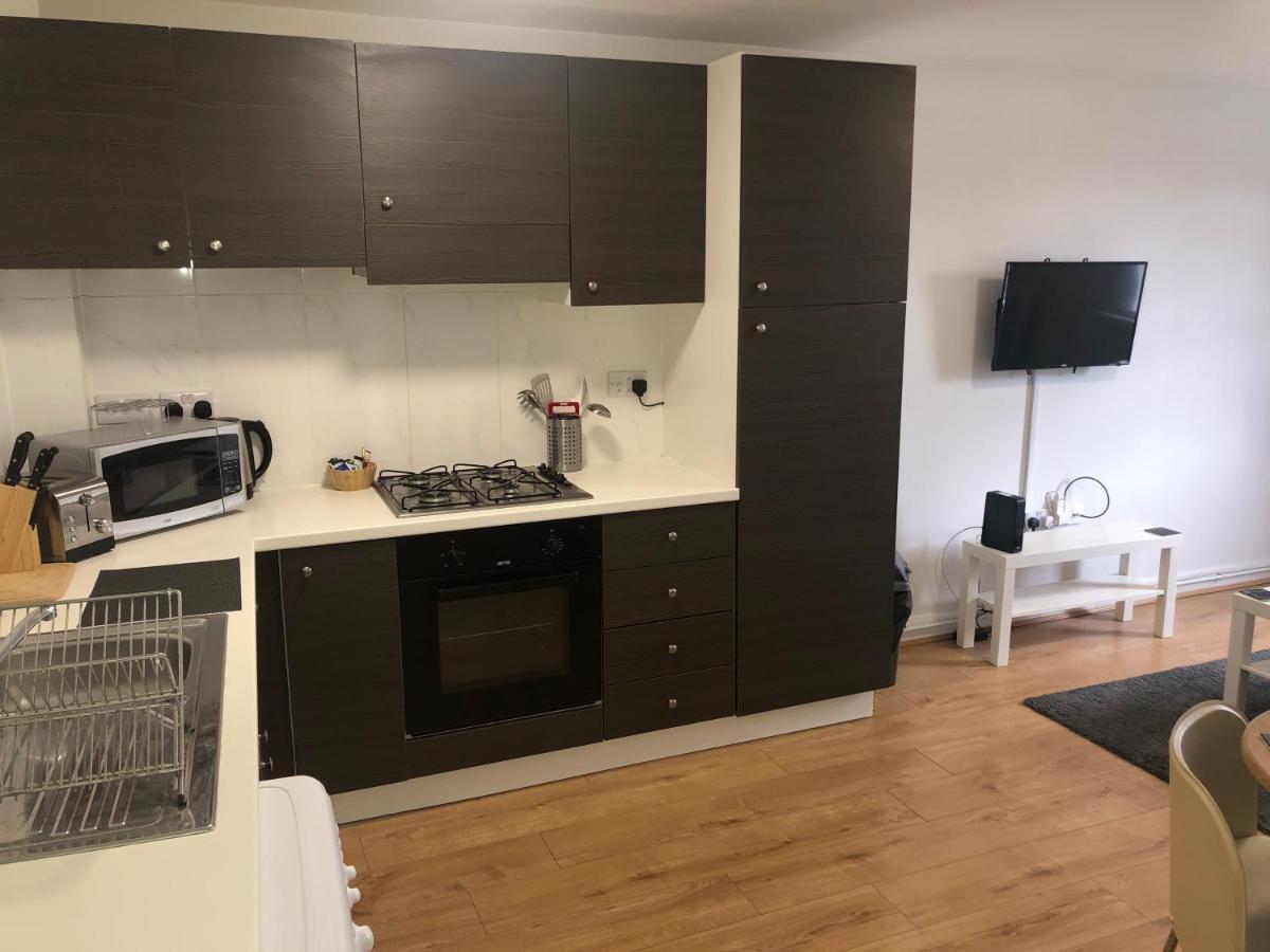 2 Bedroom Large First Floor Apartment With Free Parking Λάουμποροου Εξωτερικό φωτογραφία