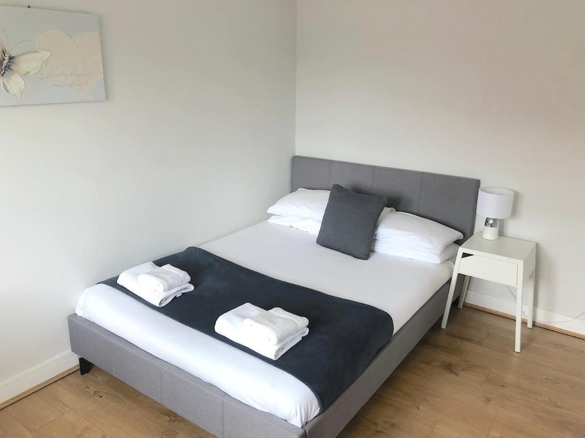 2 Bedroom Large First Floor Apartment With Free Parking Λάουμποροου Εξωτερικό φωτογραφία
